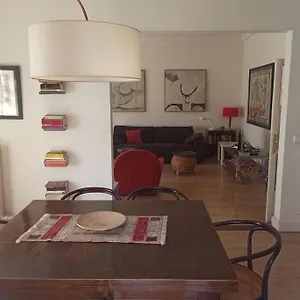 https://piso-con-vistas-a-la-rambla-de-figueres.catalonia-hotels.com